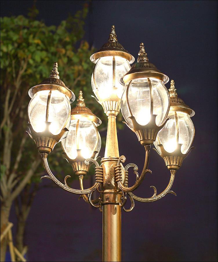 Новий дизайн зовнішньої декорації Garden Street Lamp Pole